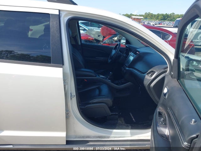 3C4PDCGG2FT632243 Dodge Journey Crossroad