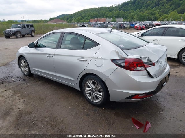 Hyundai ELANTRA SEL 2019 5NPD84LFXKH408075 Image 3
