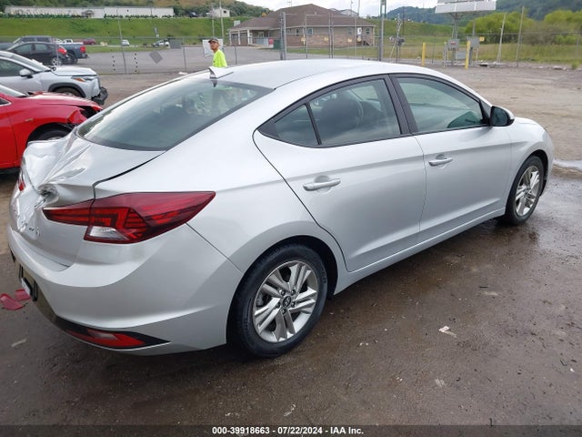 Hyundai ELANTRA SEL 2019 5NPD84LFXKH408075 Image 4