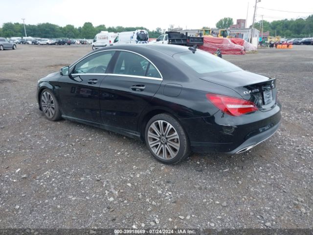 WDDSJ4GB2KN767087 Mercedes-Benz CLA 250 4MATIC