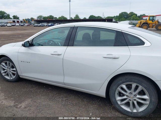 Chevrolet MALIBU LT 2018 1G1ZD5STXJF260249 Image 14