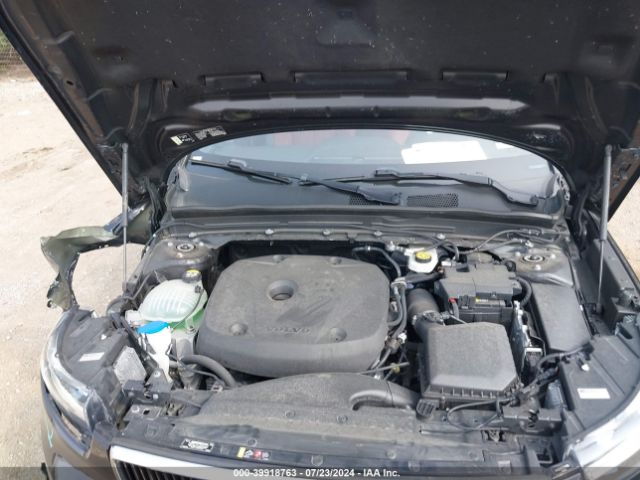 YV4162UK8L2241188 Volvo Xc40 T5 Momentum