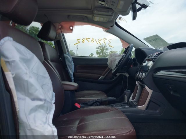 JF2SJGWC8HH531929 Subaru Forester 2.0xt Touring