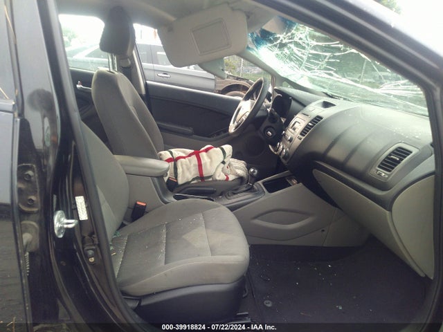 KIA FORTE LX 2016 KNAFK4A60G5469534 Image 5