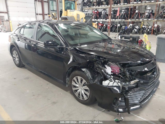 Toyota Camry Le Hybrid 2023 4T1C31AK0PU609985 zdjęcie główne