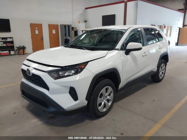 Toyota RAV4 LE 2022 2T3G1RFV5NW261730 Image 2