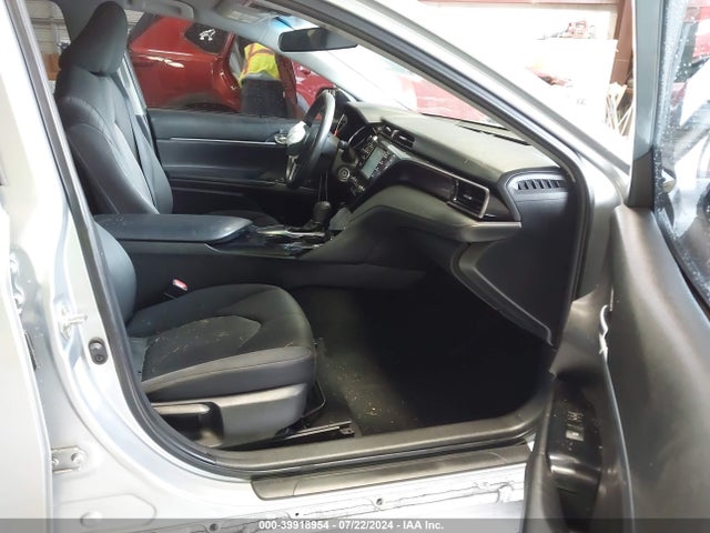 Toyota CAMRY LE 2019 4T1B11HK7KU759432 Image 5