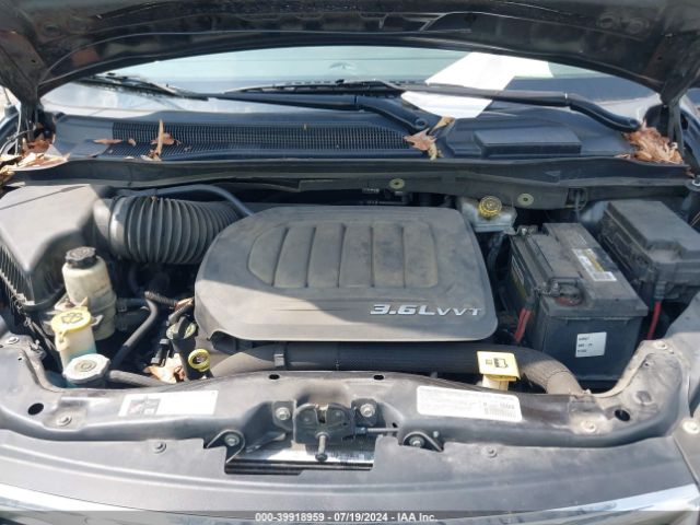 2C4RC1CG8ER200215 Chrysler Town & Country Touring-l