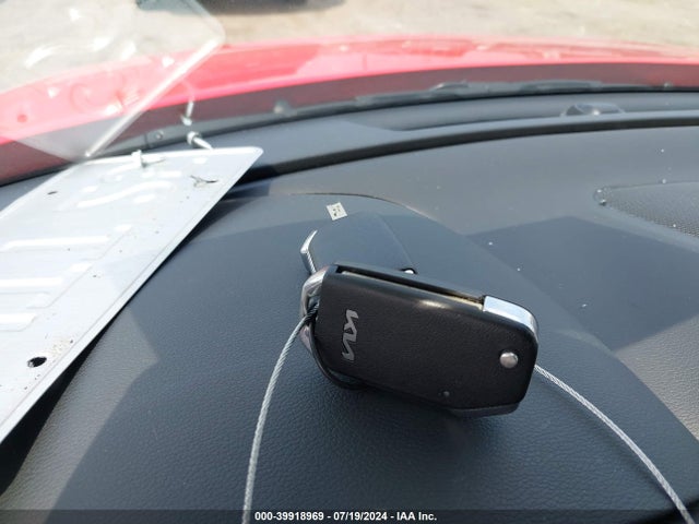 KNDJ23AU6P7209164 KIA SOUL LX
