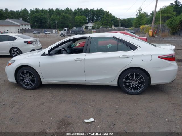 4T1BF1FK3GU173239 Toyota CAMRY SE