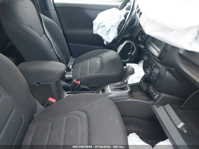 ZACNJCBB1MPN16397 Jeep Renegade Latitude Fwd