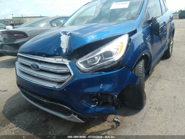 Ford Escape Titanium 2018 1FMCU0J90JUC69636 Image 6