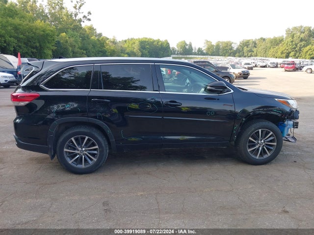 Toyota Highlander Xle 2017 5TDJZRFH4HS520822 Image 14