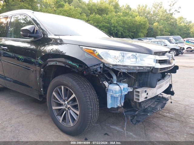 Toyota Highlander Xle 2017 5TDJZRFH4HS520822 Image 18