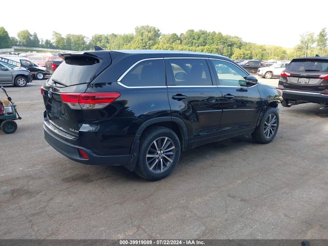 Toyota Highlander Xle 2017 5TDJZRFH4HS520822 Image 4