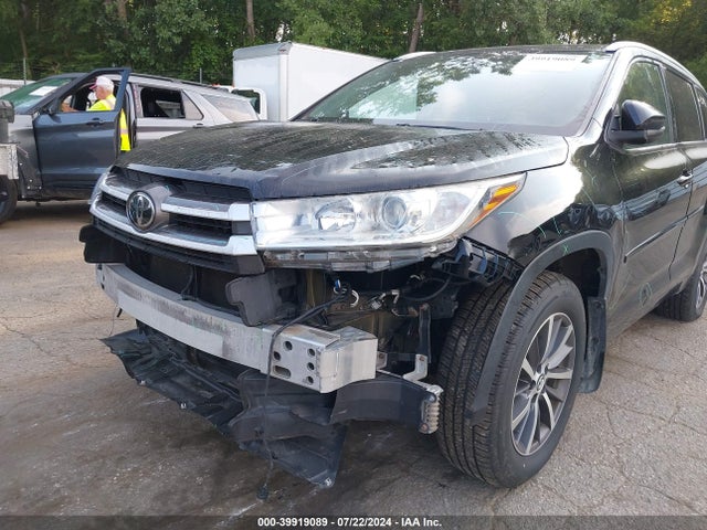 Toyota Highlander Xle 2017 5TDJZRFH4HS520822 Image 6