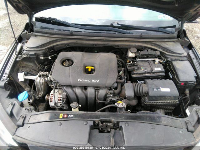 5NPD74LF2JH352134 Hyundai ELANTRA SE