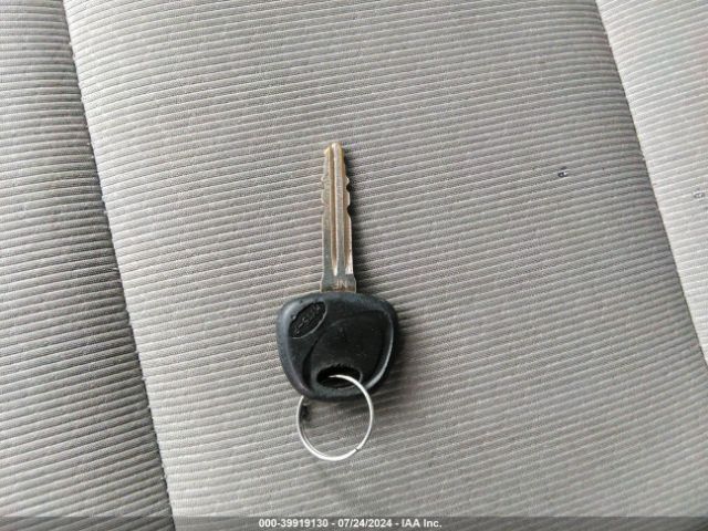 5NPD74LF2JH352134 Hyundai ELANTRA SE