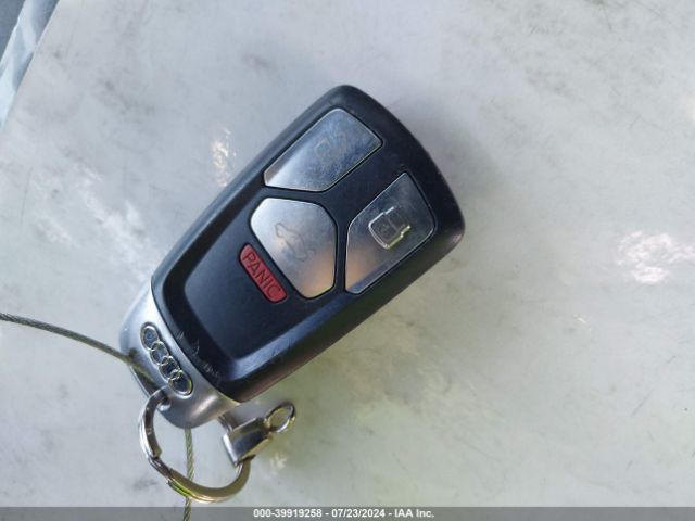 WA1LHAF73HD039860 Audi Q7 2.0t Premium
