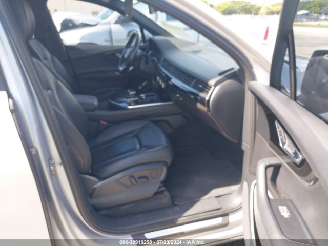 WA1LHAF73HD039860 Audi Q7 2.0t Premium
