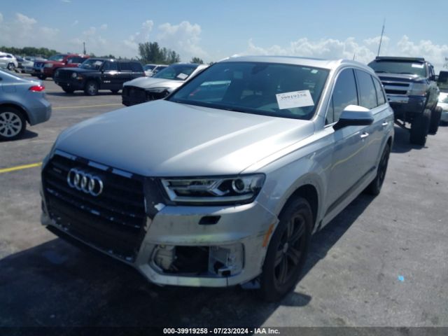 WA1LHAF73HD039860 Audi Q7 2.0t Premium
