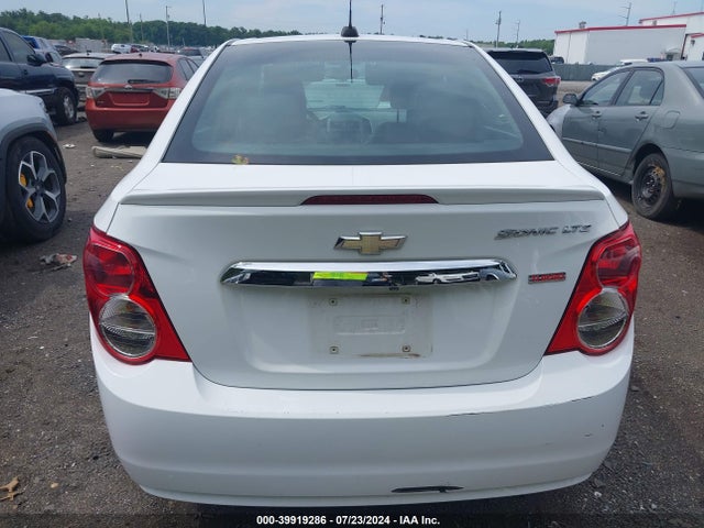 Chevrolet Sonic Ltz Auto 2016 1G1JE5SB4G4140629 Image 6
