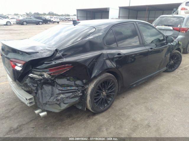4T1G11AK5MU482833 Toyota Camry Se Nightshade Edition