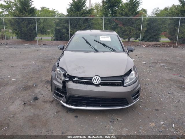 WVWUF7AU0GW201611 Volkswagen Golf R 4-door