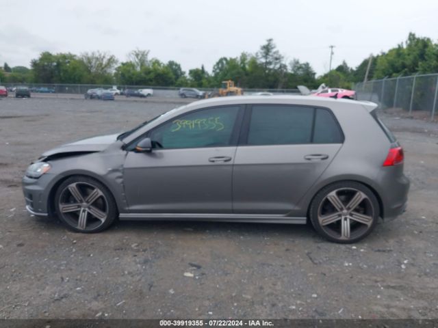 WVWUF7AU0GW201611 Volkswagen Golf R 4-door