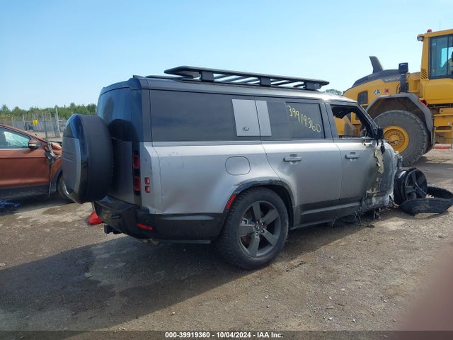 SALE2FEUXR2294029 Land Rover Defender 130 P400 X-dynamic Se