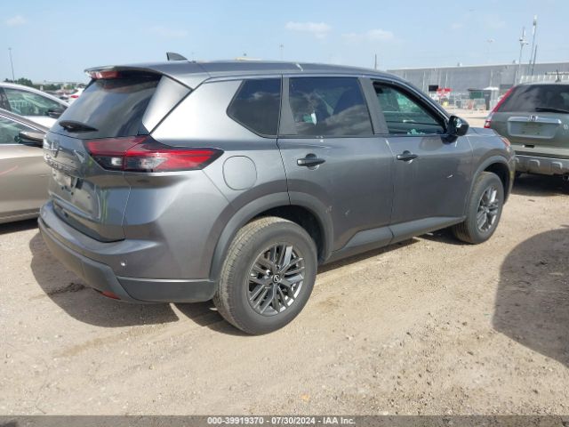 5N1BT3AA5RC676914 Nissan Rogue S Fwd