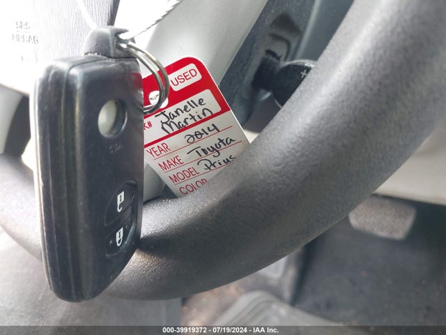 Toyota Prius Two 2014 JTDKN3DU3E0365465 Image 11