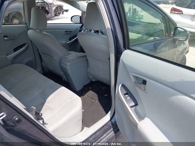 Toyota Prius Two 2014 JTDKN3DU3E0365465 Image 8