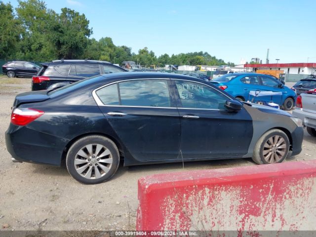1HGCR3F98FA002836 Honda Accord Touring