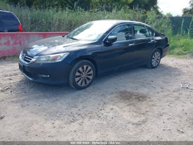 1HGCR3F98FA002836 Honda Accord Touring