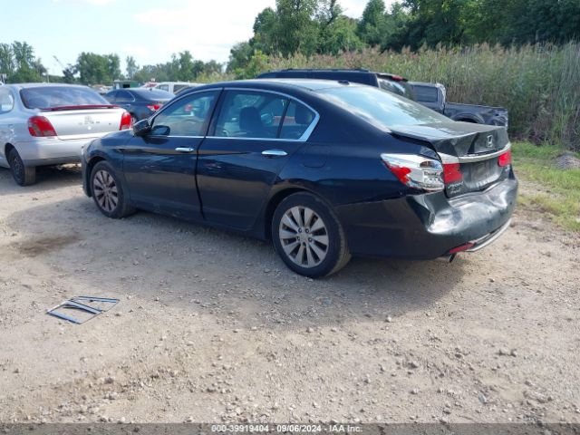 1HGCR3F98FA002836 Honda Accord Touring