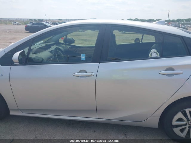 Toyota Prius Three 2016 JTDKARFU2G3023745 Image 14