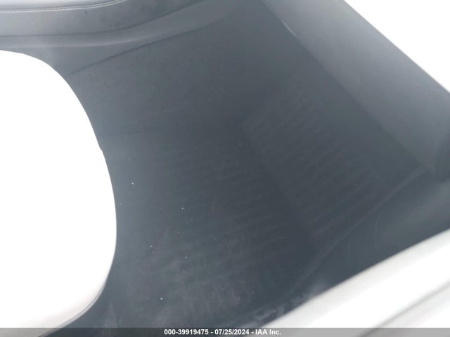 2021 TESLA MODEL Y 5YJYGDEE3MF267845 Photo 4