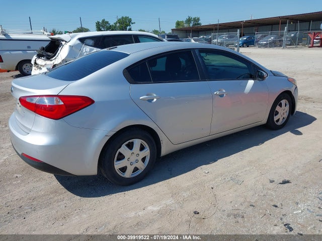 KIA FORTE LX 2015 KNAFK4A63F5434856 Image 4