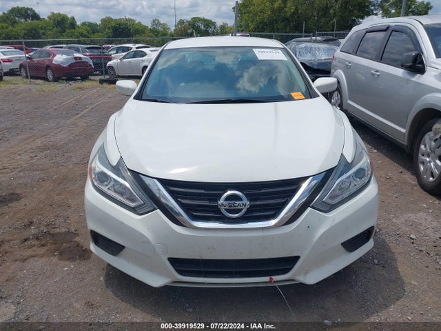 Nissan Altima 2.5 S 2018 1N4AL3AP2JC142719 Image 12