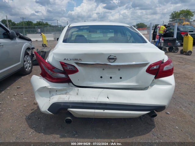 Nissan Altima 2.5 S 2018 1N4AL3AP2JC142719 Image 16