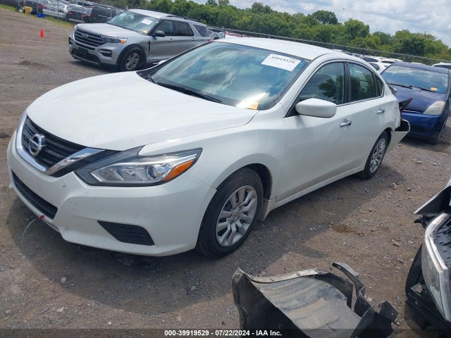 Nissan Altima 2.5 S 2018 1N4AL3AP2JC142719 Image 2