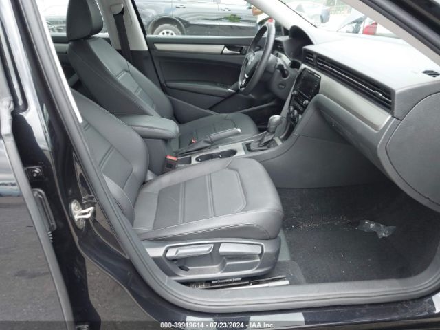 1VWSA7A32NC002519 Volkswagen Passat 2.0t Se