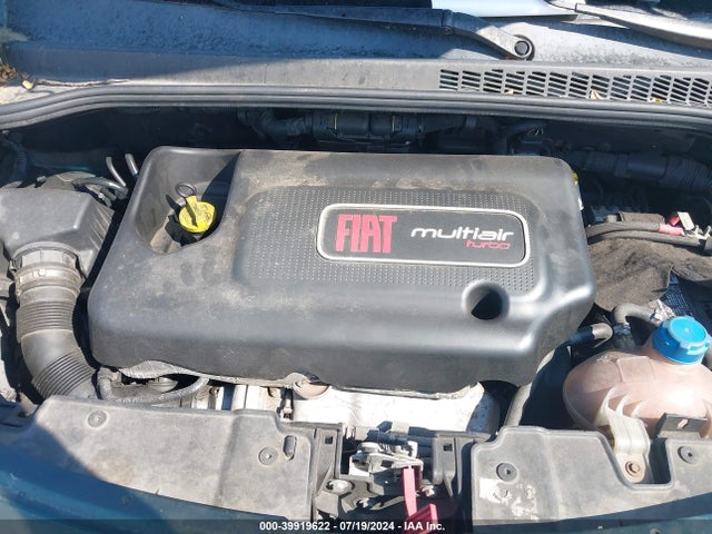 2015 FIAT 500L ZFBCFADH8FZ033093 Photo 9