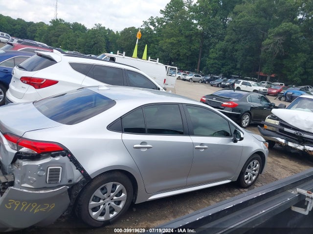 Toyota COROLLA LE 2022 JTDEPMAE8N3025396 Image 13