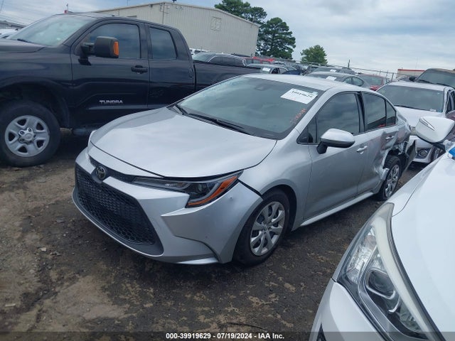 Toyota COROLLA LE 2022 JTDEPMAE8N3025396 Image 2