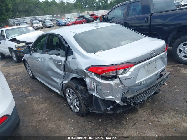 Toyota COROLLA LE 2022 JTDEPMAE8N3025396 Image 3