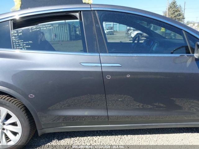 5YJXCAE28JF090328 Tesla Model X 100d/75d/p100d