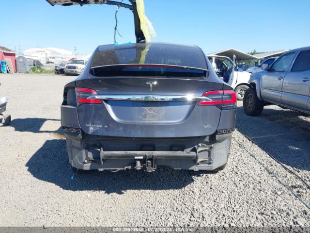 5YJXCAE28JF090328 Tesla Model X 100d/75d/p100d