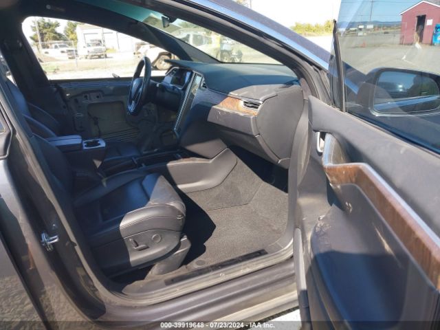 5YJXCAE28JF090328 Tesla Model X 100d/75d/p100d